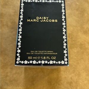 Daisy Marc Jacobs Eau De Toilette Spray